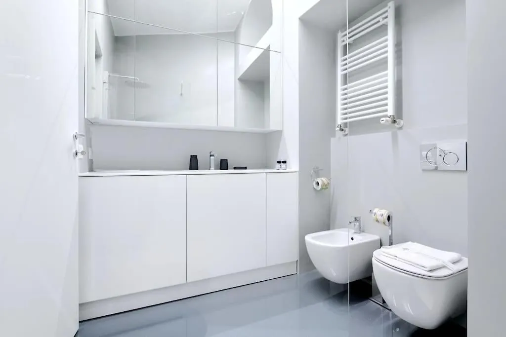 Suite Milano-Hosted By Sweetstay Milano